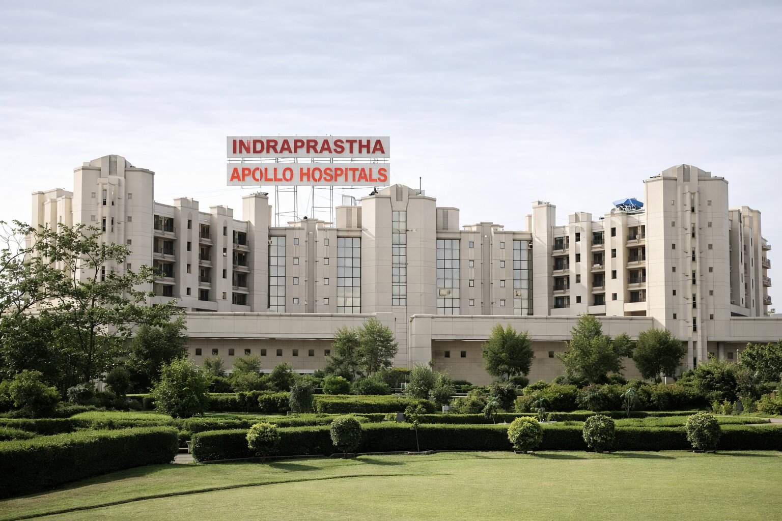 Indraprastha Apollo Hospital